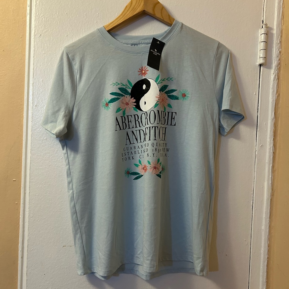Abercrombie Kids Short Sleeve Light Blue T-Shirt with Design for Girls